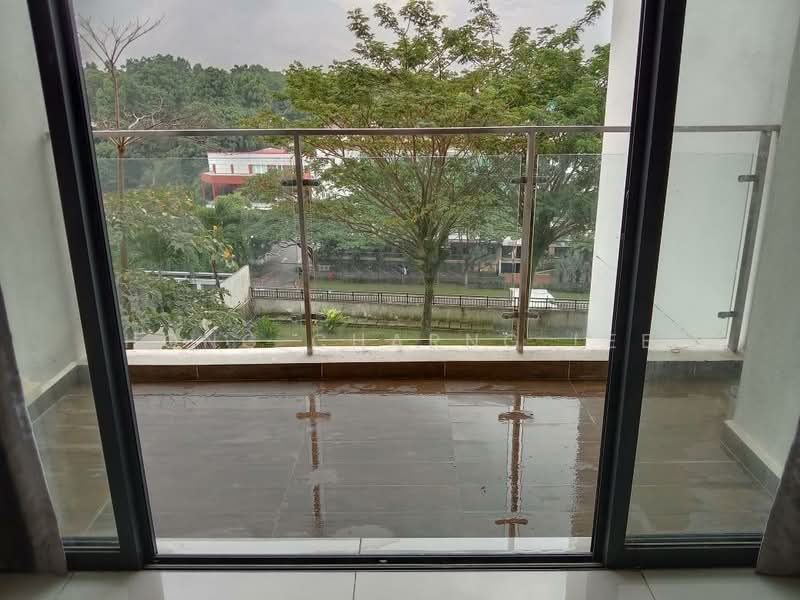 Condominium for Rent at Bay Point @ Country Garden Danga Bay - Hong Charng Lee - Balcony - PropertyGuru.com.my