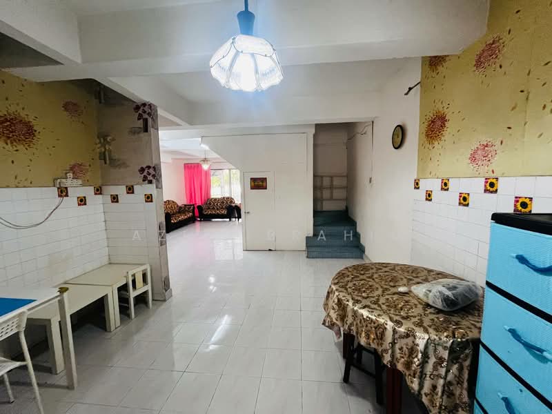 Rumah Teres 2 Tingkat untuk Dijual di Taman Permata (Ulu Kelang) - Azli Ibrahim - Living Room - PropertyGuru.com.my