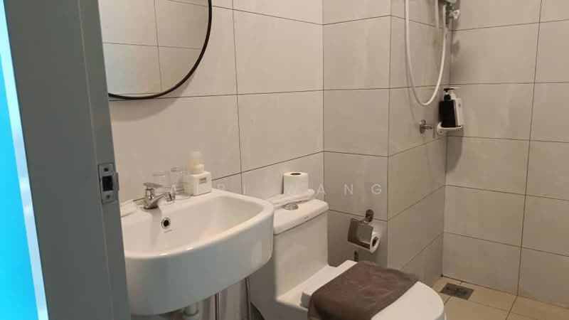 Kediaman Servis untuk Dijual di Amber Cove - Aibi Wang - Bathroom - PropertyGuru.com.my