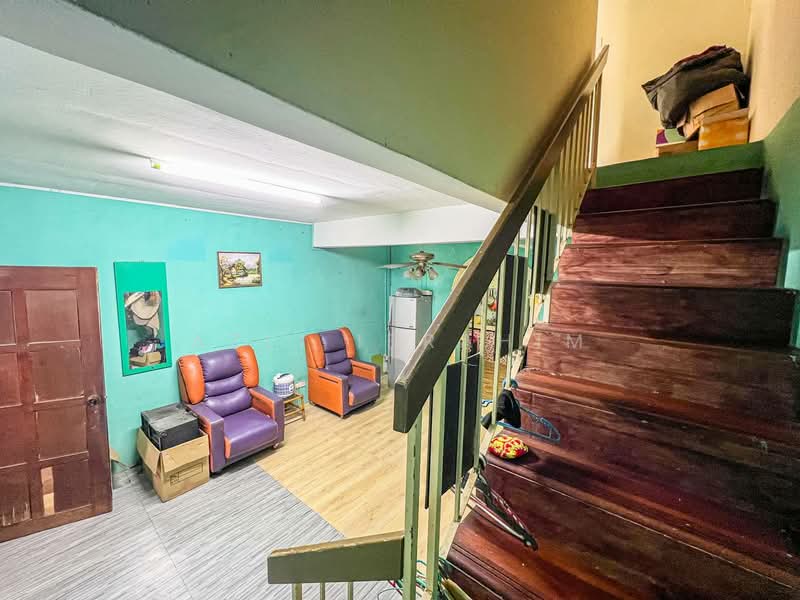 Rumah Teres 2 Tingkat untuk Dijual di Taman Tasik Semenyih (Semenyih) - Azli Ibrahim - Living Room - PropertyGuru.com.my