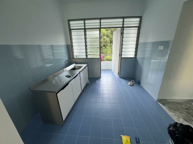 Apartment for Rent at Saujana (Seri Teratai) - Adrian Ang - Kitchen - PropertyGuru.com.my