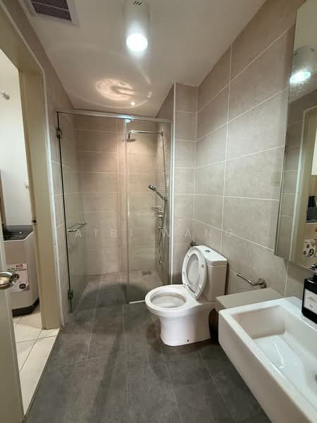 Servis Apartment untuk Dijual di Bali Residences - Aibi Wang - Bathroom - PropertyGuru.com.my