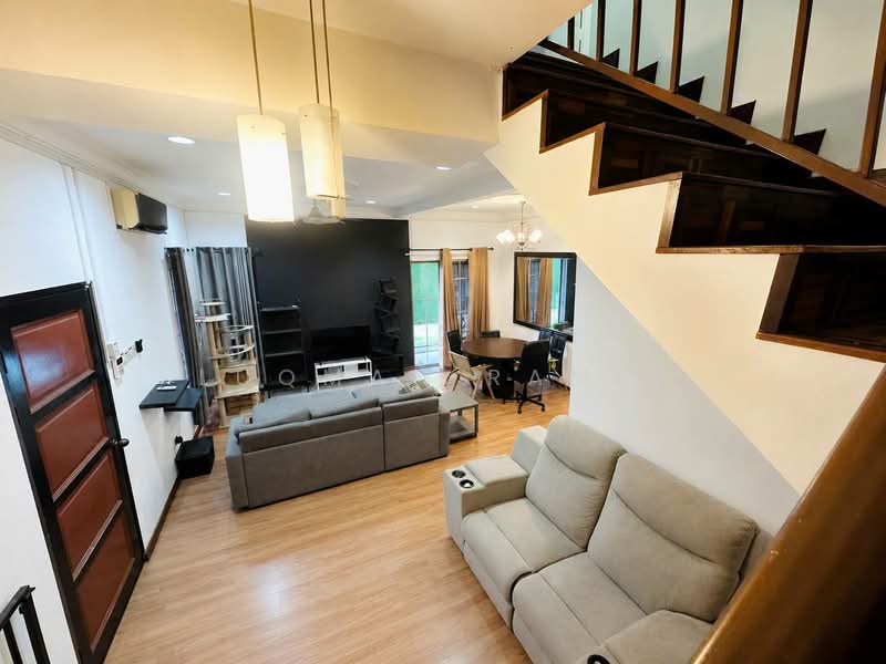Rumah Berkembar untuk Dijual di Bandar Bukit Mahkota (Bangi) - Luqman Ramli - Living Room - PropertyGuru.com.my