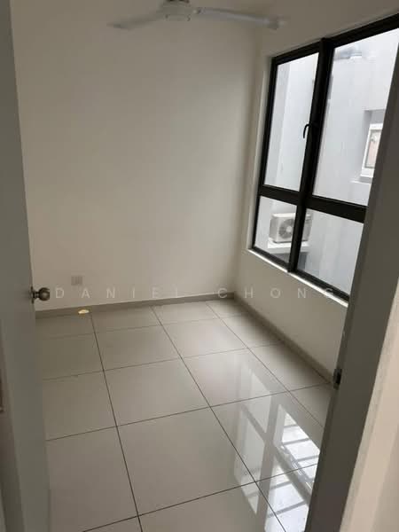 Servis Apartment untuk Dijual di Kenwingston Platz - Daniel Chong - Interior - PropertyGuru.com.my