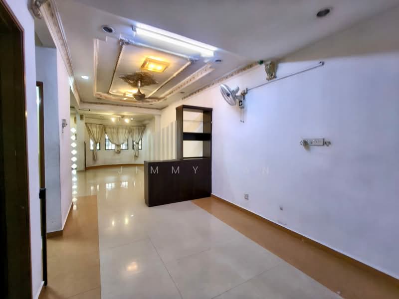 Rumah Teres 2 Tingkat untuk Dijual di Bandar Botanic (Klang) - Jimmy Tan - Living Room - PropertyGuru.com.my