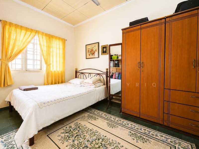 Rumah Berkembar untuk Dijual di Seksyen 19 (Petaling Jaya) - Amirul Nasyriq - PropertyGuru.com.my