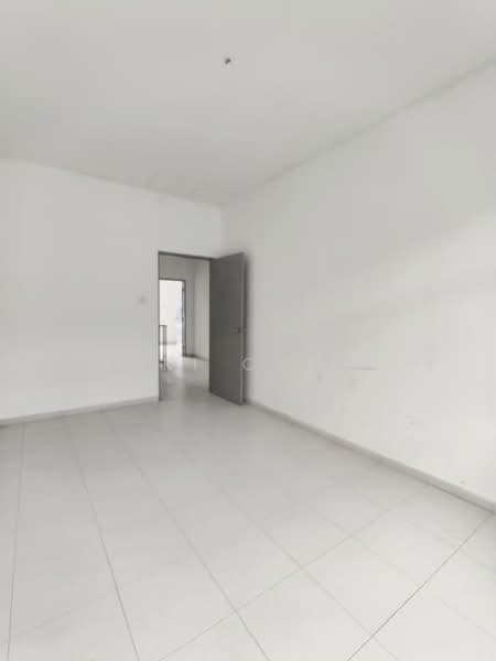 2-storey Terraced House for Sale in Taman Scientex Utama (Senai) - Yuki Cheng - PropertyGuru.com.my