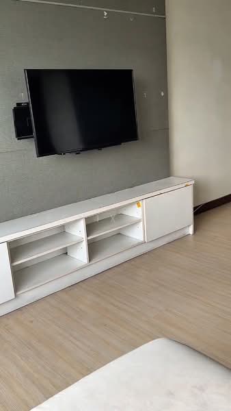 Servis Apartment untuk Disewa di Main Place Residence - Kenix Lee - Living Room - PropertyGuru.com.my
