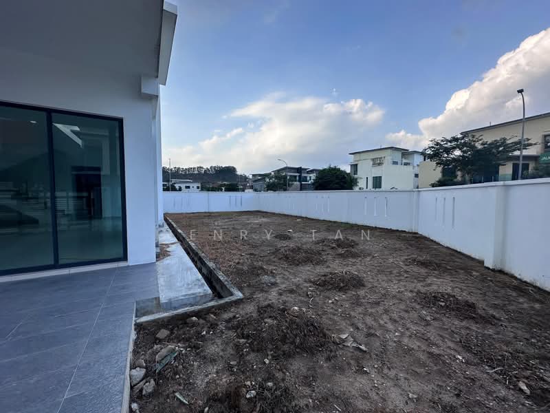 Rumah Teres 3 Tingkat untuk Dijual di Shah Alam (Selangor) - Henry Tan - Exterior - PropertyGuru.com.my