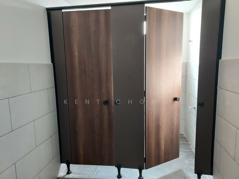 Factory for Rent in NCT Smart Industrial Park (Sepang) - Kent Chong - Bathroom - PropertyGuru.com.my