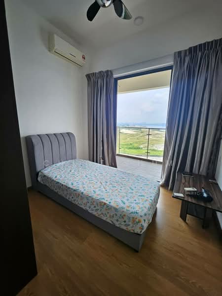 Kondominium untuk Disewa di Kings Bay @ Country Garden Danga Bay - Chloe Shum - Bedroom - PropertyGuru.com.my