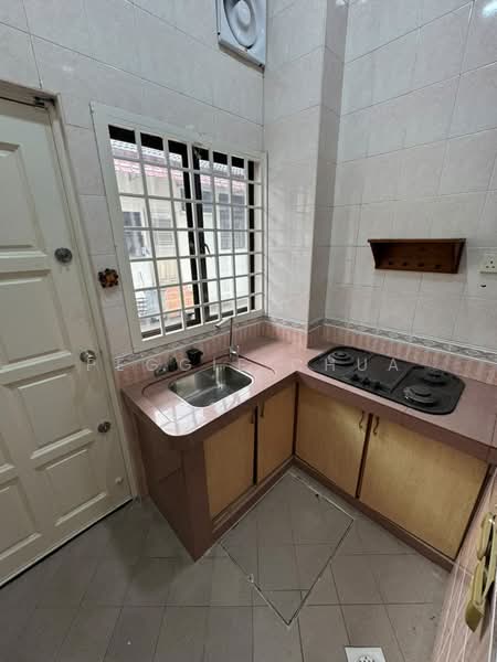 Rumah Teres 1.5 Tingkat untuk Disewa di Taman Molek (Johor Bahru) - Peggie Chua - PropertyGuru.com.my