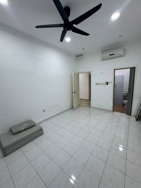 Rumah Teres 1.5 Tingkat untuk Disewa di Taman Molek (Johor Bahru) - Peggie Chua - PropertyGuru.com.my