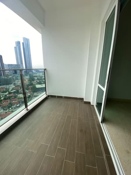 Servis Apartment untuk Disewa di TriTower Residence @ Johor Bahru Sentral - Peggie Chua - PropertyGuru.com.my