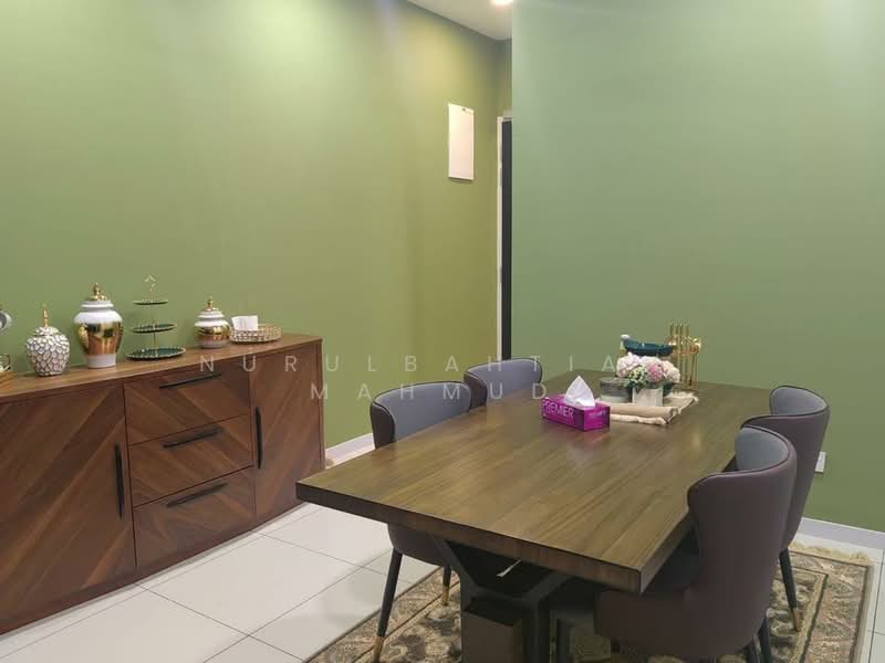 Kondominium untuk Dijual di The Valley Residences @ SkySierra - Nurulbahtiah Mahmud - Dining Room - PropertyGuru.com.my