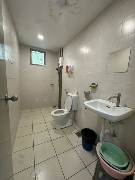 Service Residence for Sale at Park @ One South - Janet Au - PropertyGuru.com.my