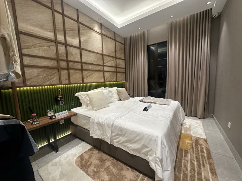 Servis Apartment untuk Dijual di Binastra Cochrane - Denise Wong - Bedroom - PropertyGuru.com.my