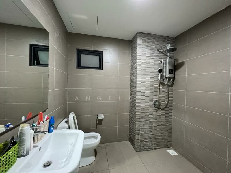 Kondominium untuk Disewa di Parkhill Residence - Angela . - PropertyGuru.com.my