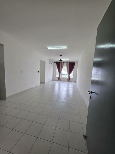 Pangsapuri untuk Disewa di Danau Ria - Rajesh Kanesan - Living Room - PropertyGuru.com.my