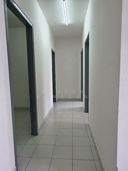 Pangsapuri untuk Disewa di Danau Ria - Rajesh Kanesan - Corridor - PropertyGuru.com.my