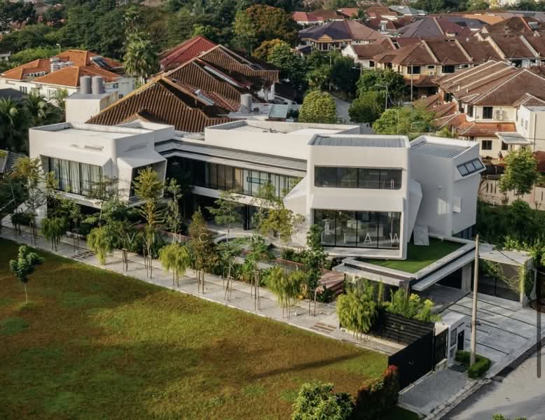 Bungalow House for Sale in Seksyen 11 (Kota Damansara) - Vincent Liaw - Exterior - PropertyGuru.com.my