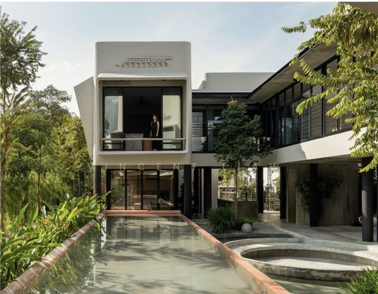 Bungalow House for Sale in Seksyen 11 (Kota Damansara) - Vincent Liaw - Exterior - PropertyGuru.com.my