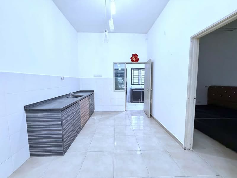 2-storey Terraced House for Sale in Taman Nusa Sentral (Iskandar Puteri (Nusajaya)) - Karl Lim - Kitchen - PropertyGuru.com.my