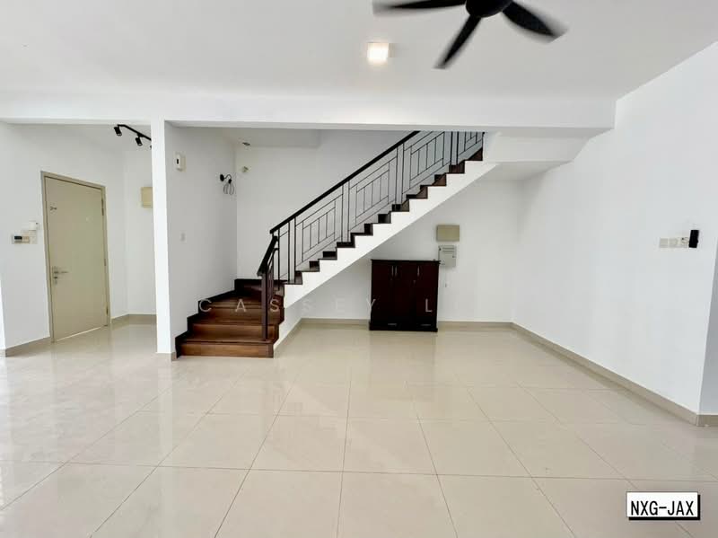 Terraced House for Rent in Bandar Bukit Raja (Klang) - Cassey Lim - Living Room - PropertyGuru.com.my