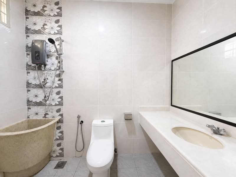 Bungalow for Sale in Sungai Petani (Kedah) - Derrick Ng - Bathroom - PropertyGuru.com.my