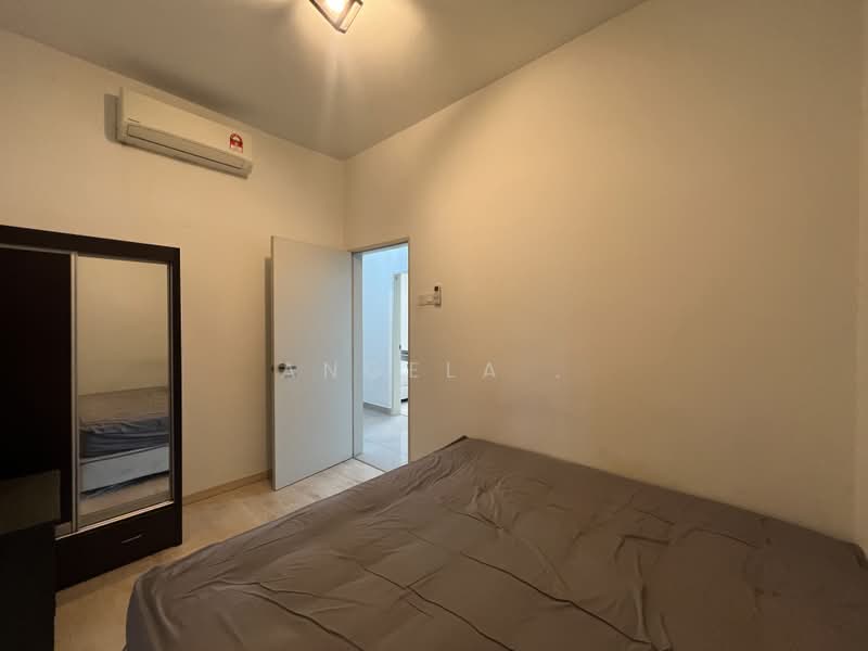 Kondominium untuk Disewa di Parkhill Residence - Angela . - PropertyGuru.com.my