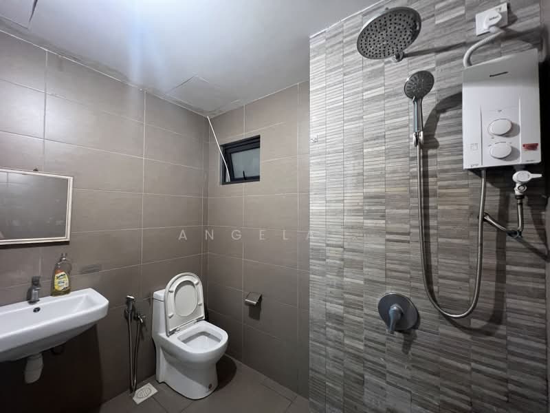 Kondominium untuk Disewa di Parkhill Residence - Angela . - PropertyGuru.com.my