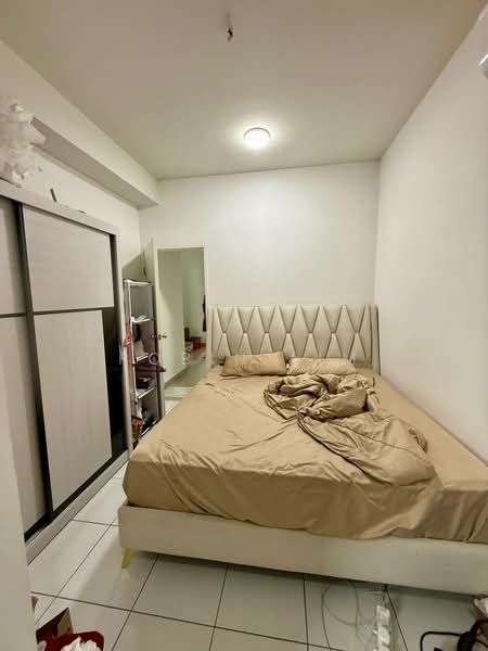 2-storey Terraced House for Sale in Taman Seri Austin (Tebrau) - Robin Lim - Bedroom - PropertyGuru.com.my