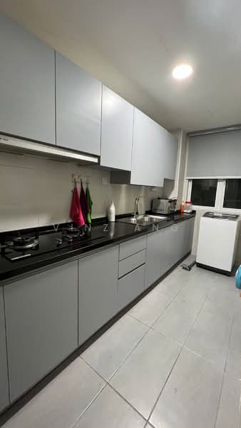 Servis Apartment untuk Disewa di KSL Residence @ Daya - Vinz Ang - Kitchen - PropertyGuru.com.my