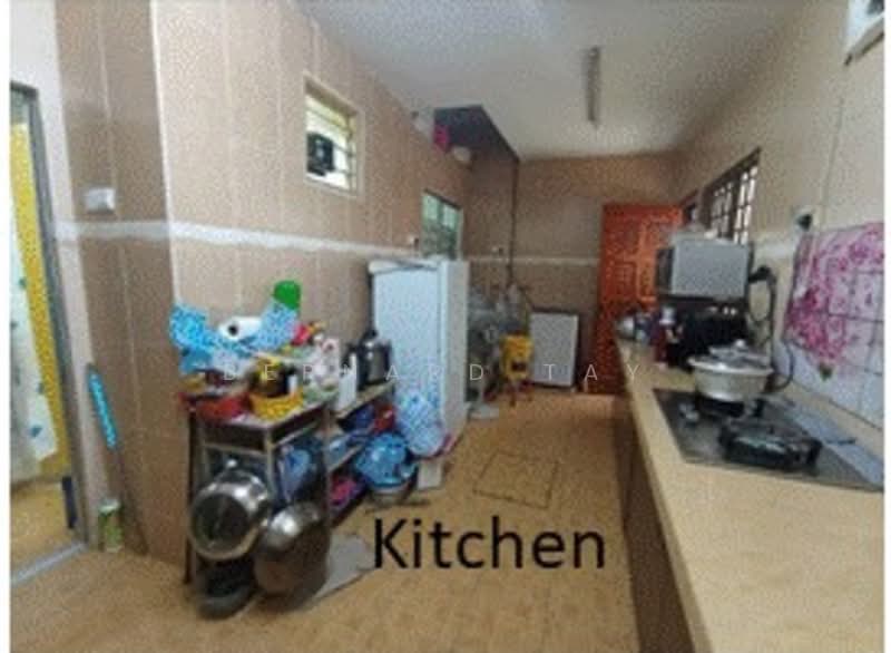 2-storey Terraced House for Sale in Taman Puncak Jalil (Seri Kembangan) - Bernard Tay - Kitchen - PropertyGuru.com.my