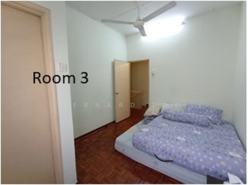 2-storey Terraced House for Sale in Taman Puncak Jalil (Seri Kembangan) - Bernard Tay - Bedroom - PropertyGuru.com.my