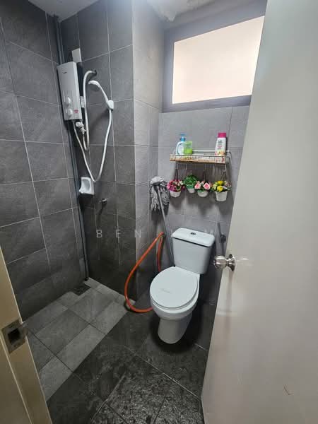 Kondominium untuk Disewa di Sky Awani Residensi 2 - Ben Lim - Bathroom - PropertyGuru.com.my
