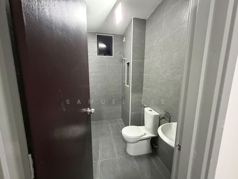 Pangsapuri untuk Disewa di KSL Bukit Gemilang - Samuel Lee - Bathroom - PropertyGuru.com.my
