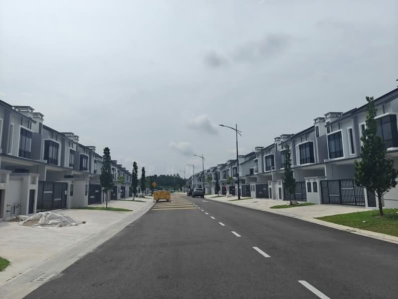 2-storey Terraced House for Sale in Taman Mount Austin (Tebrau) - Daphne Lee - Exterior - PropertyGuru.com.my