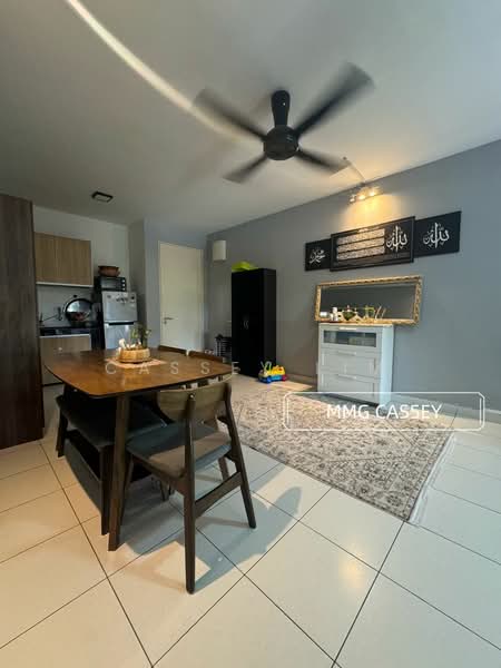 Apartment for Sale at Pangsapuri Seri Mutiara - Cassey Lim - Dining Room - PropertyGuru.com.my