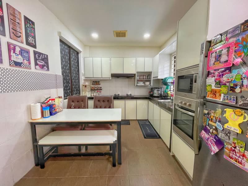 2-storey Terraced House for Sale in Taman Anggerik Perdana (Kajang) - Azli Ibrahim - Kitchen - PropertyGuru.com.my