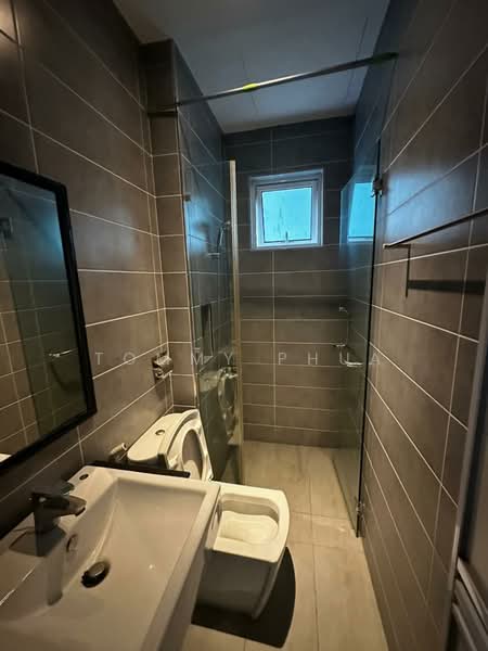 Service Residence for Rent at Paragon Residences @ Straits View - Tommy Phua - Bathroom - PropertyGuru.com.my