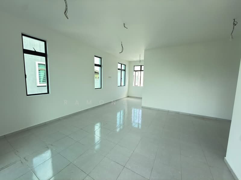 2.5-storey Terraced House for Sale in Taman Permatang Pasir Perdana (Alai) - Ramona Tan - Living Room - PropertyGuru.com.my