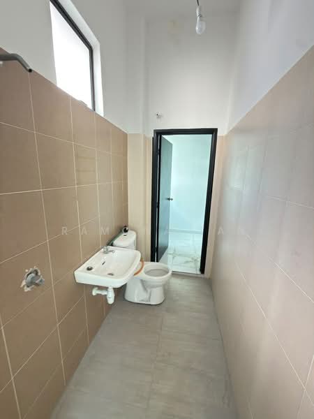 2.5-storey Terraced House for Sale in Taman Permatang Pasir Perdana (Alai) - Ramona Tan - Bathroom - PropertyGuru.com.my