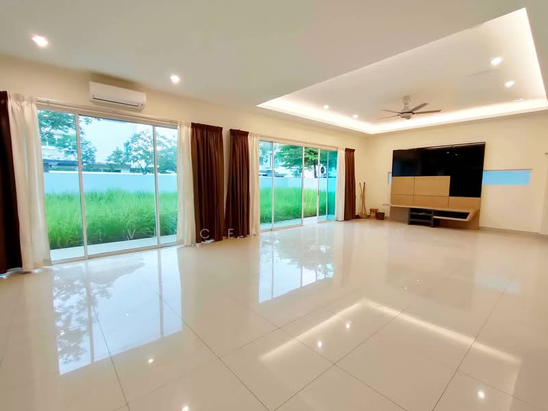 Semi-Detached House for Sale in Kota Damansara (Selangor) - Vincent Liaw - Living Room - PropertyGuru.com.my