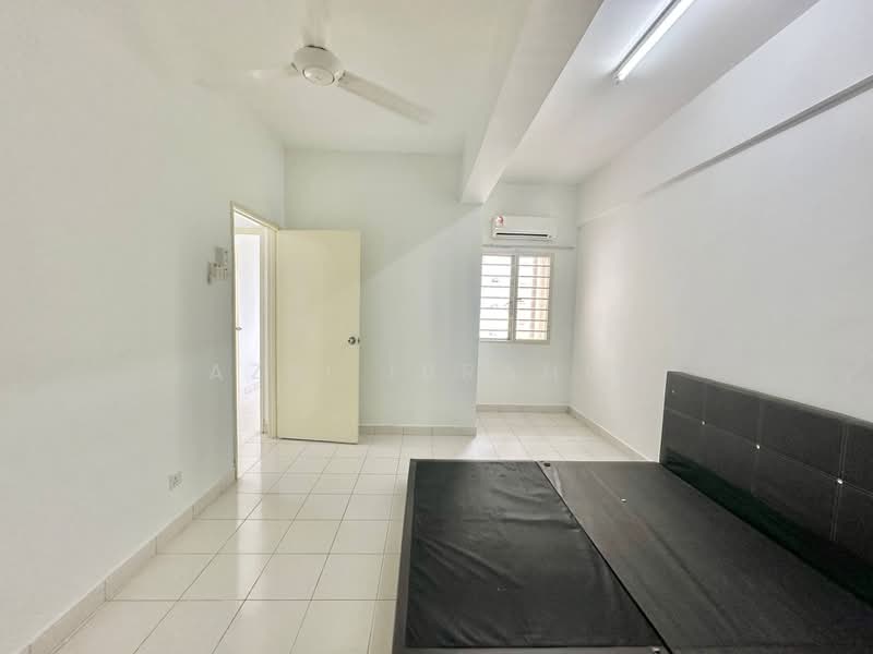 Condominium for Sale at Vista Mutiara - Azli Ibrahim - Bedroom - PropertyGuru.com.my