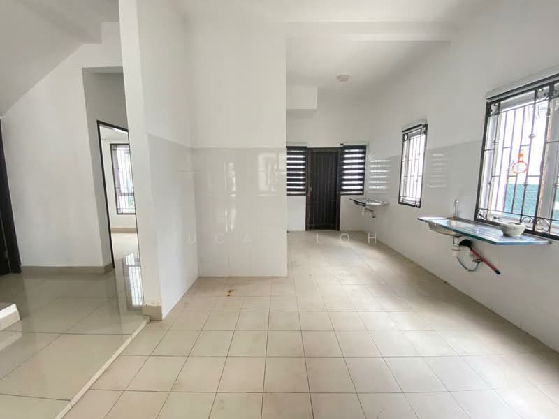 2-storey Terraced House for Rent in Puncak Bestari (Puncak Alam) - Lucas Loh - Kitchen - PropertyGuru.com.my
