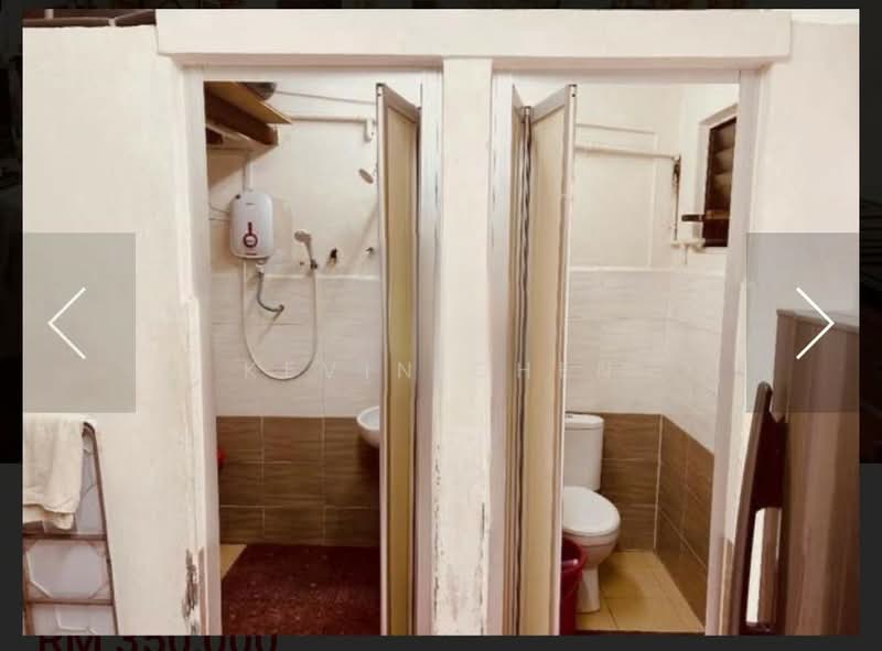 Terraced House for Sale in Taman Rakan (Kajang) - Kevin Chen - Bathroom - PropertyGuru.com.my
