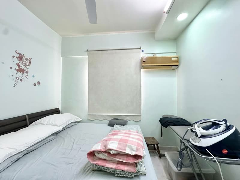 Apartment for Sale at Pangsapuri Seri Pinang - Azli Ibrahim - Bedroom - PropertyGuru.com.my