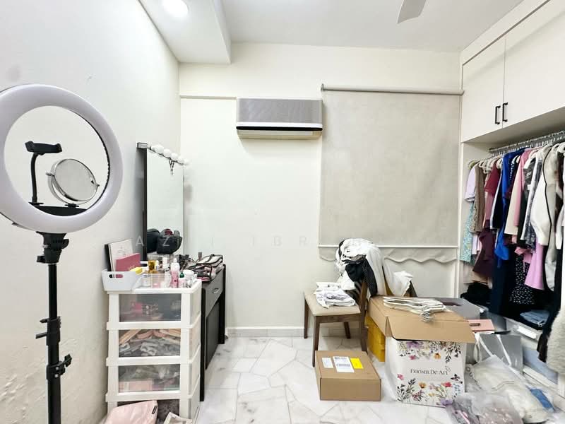 Apartment for Sale at Pangsapuri Seri Pinang - Azli Ibrahim - Bedroom - PropertyGuru.com.my