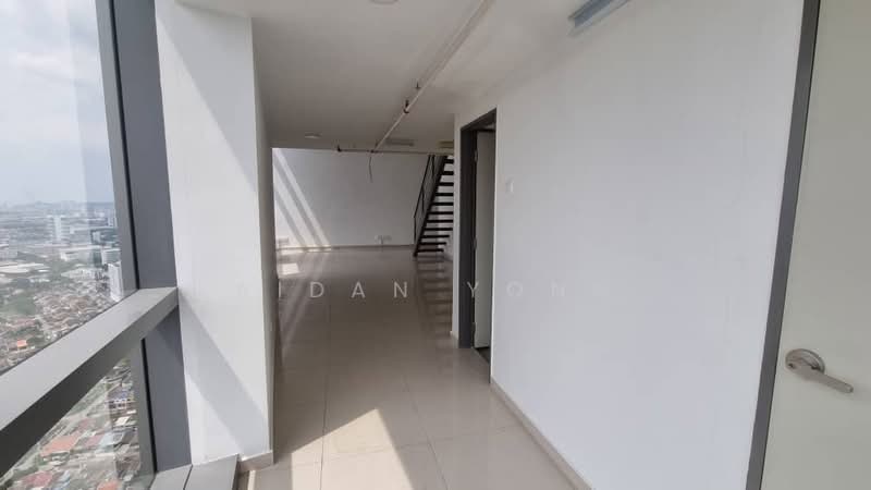 Servis Apartment untuk Dijual di Pinnacle Petaling Jaya - Aidan Yong - Corridor - PropertyGuru.com.my